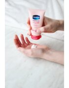 Vaseline Hand Care krema za roke in nohte 75 ml