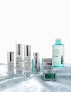 VT Cosmetics Reedle Shot 100 obnovitveni booster za obraz z vlažilnim učinkom 50 ml
