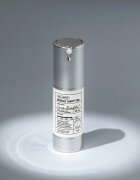 VT Cosmetics Reedle Shot 700 obnovitveni booster za obraz z vlažilnim učinkom 30 ml