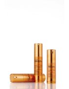 VT Cosmetics Vita-Light Reedle Shot 100 mehčalni serum za posvetlitev in zgladitev kože 50 ml