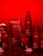 Wella Professionals Ultimate Repair Miracle Hair Rescue serum brez spiranja v pršilu za poškodovane lase 95 ml