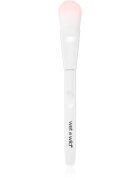 Wet n Wild Essential Foundation Brush ploščat čopič za make-up 1 kos