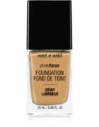 Wet n Wild PhotoFocus lahki vlažilni tekoči puder za osvetlitev kože odtenek Desert Beige 28 ml