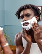 Wilkinson Sword Sensitive Shave Foam pena za britje za moške 75 ml