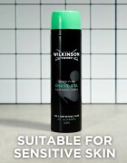 Wilkinson Sword Sensitive Shave Gel penasti gel za britje za moške 200 ml