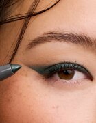 WONDERSKIN IYKYK senčila za oči v svičniku odtenek Green Smoke 1.4 g