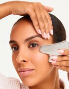 WONDERSKIN Liquid Gym Gua Sha pripomoček za masažo za obraz 1 kos