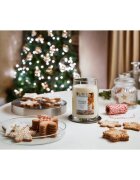 Yankee Candle Baking Memories dišeča sveča 567 g