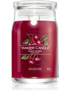 Yankee Candle Black Cherry dišeča sveča Signature 567 g