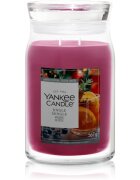 Yankee Candle Jingle Mingle dišeča sveča 567 g