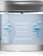 Yankee Candle Ocean Air dišeča sveča 122 g