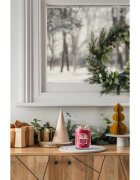 Yankee Candle Santa On Skis dišeča sveča 567 g