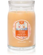 Yankee Candle Slopeside Spritz dišeča sveča Signature 567 g