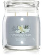 Yankee Candle Smoked Vanilla & Cashmere dišeča sveča 368 g