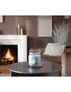 Yankee Candle Snow Kissed Pine dišeča sveča 368 g
