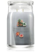 Yankee Candle Woodland Weekend Memories dišeča sveča 567 g