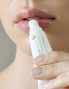 Ziaja Olive Oil hranilni balzam za ustnice z izvlečki oljke 10 ml