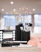 ZMILE COSMETICS Your Utensilo Brushes set čopičev z etuijem