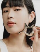 Zoë Ayla Facial Sculpt Tool pripomoček za masažo za obraz 1 kos