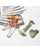 Zoë Ayla Luxurious Jade Crystal Roller valjček za masažo za obraz 1 kos
