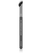 ZOEVA 146 Concealer Touch & Blend čopič za nanos korektorja 1 kos
