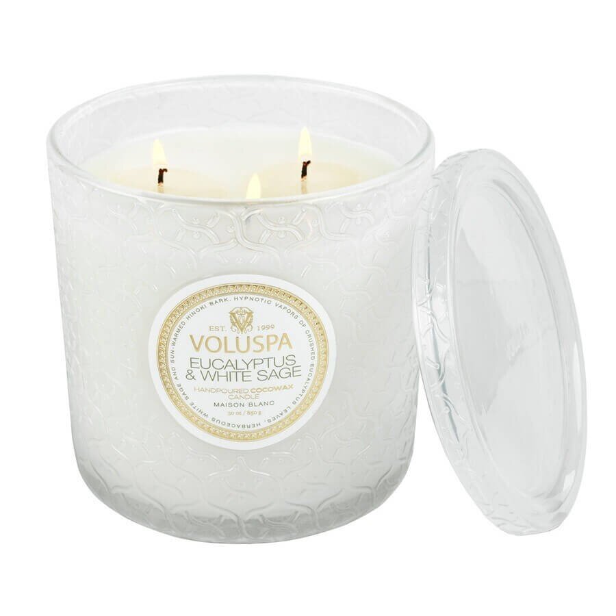 VOLUSPA Eucalyptus & White Sage Luxe Candle Dišeča Sveča 850 g