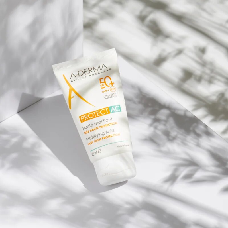 A-Derma Protect AC Mattifying Fluid fluid za matiranje SPF 50+ 40 ml