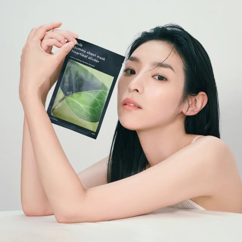 Abib Gummy Sheet Mask Heartleaf Sticker pomirjevalna tekstilna maska primerno tudi za občutljivo in problematično kožo 27 ml