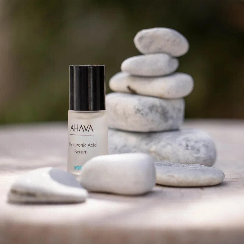 Ahava Hyaluronic Acid Serum vlažilni serum za obraz s hialuronsko kislino 30 ml