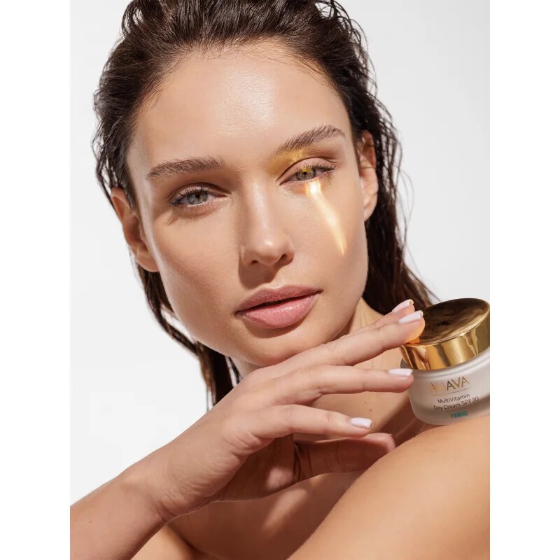 Ahava MultiVitamin vlažilna dnevna krema za učvrstitev kože SPF 30 50 ml