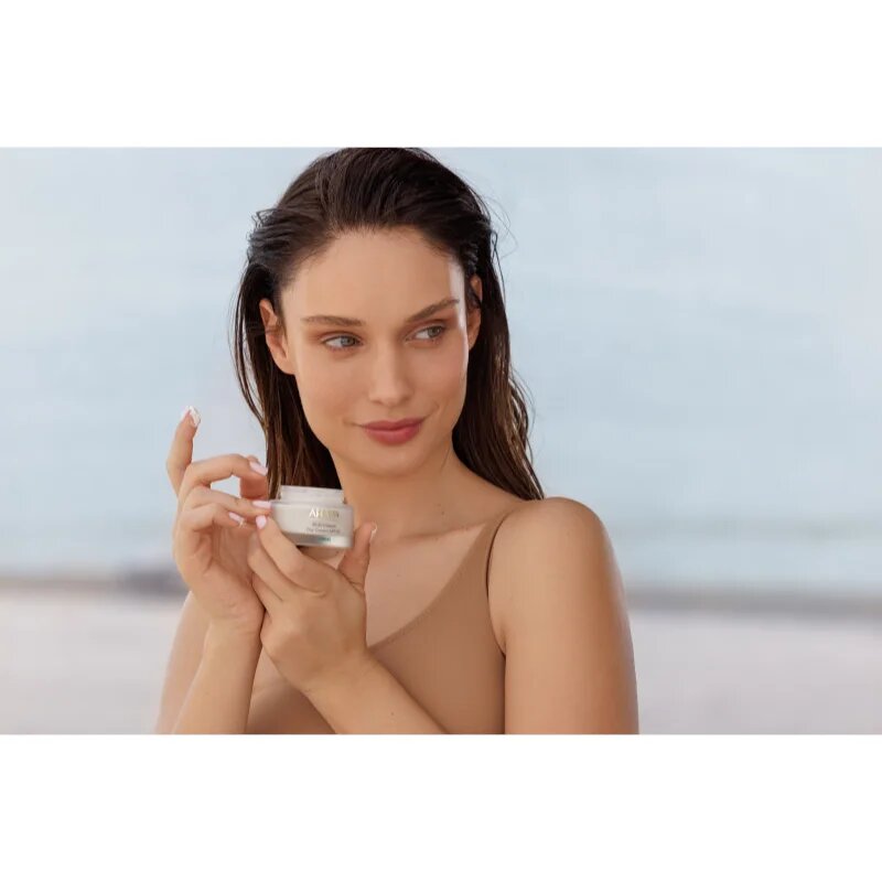 Ahava MultiVitamin vlažilna dnevna krema za učvrstitev kože SPF 30 50 ml