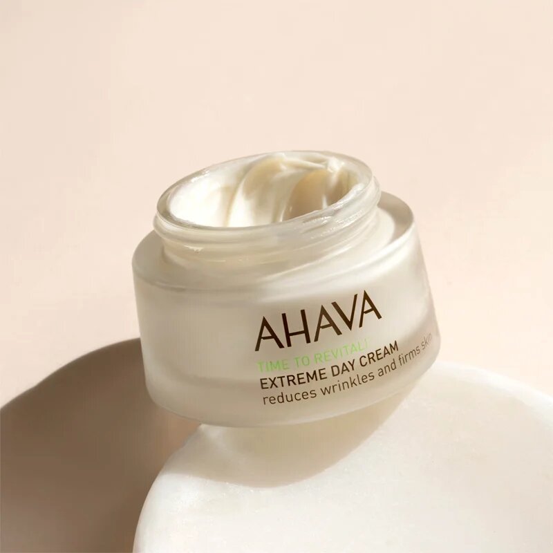 Ahava Time To Revitalize pomlajevalna dnevna krema proti gubam 50 ml