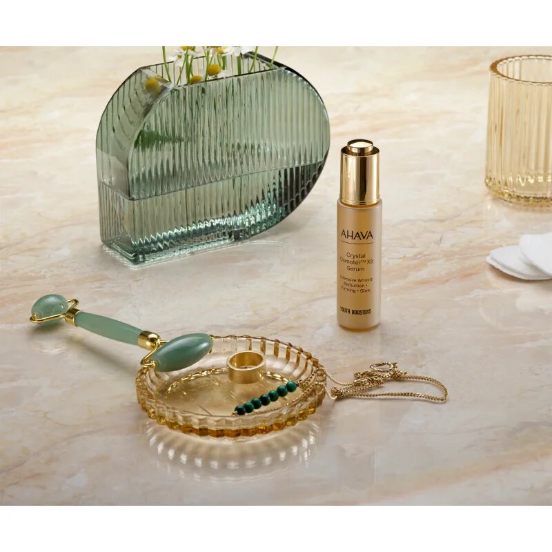 Ahava Youth Boosters Osmoter™ intenzivni serum proti gubam 30 ml