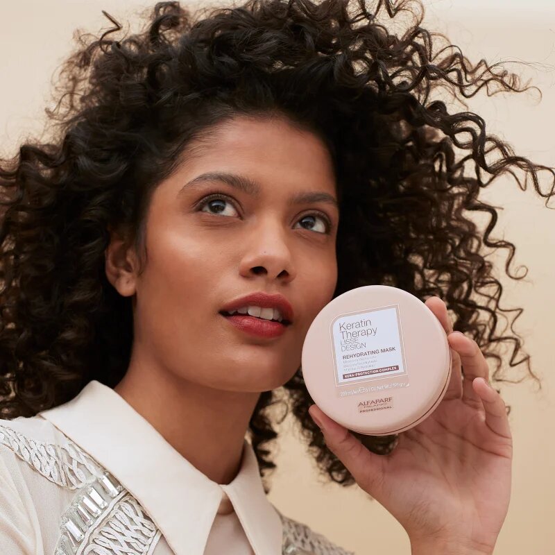 Alfaparf Milano Keratin Therapy Lisse Design rehidracijska maska za sijaj in mehkobo las 200 ml