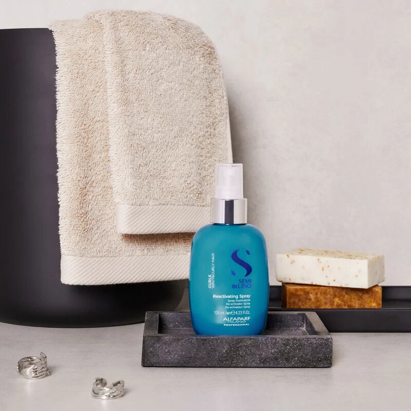 Alfaparf Milano Semi Di Lino Curls stiling pršilo za strukturo za kodraste lase 125 ml