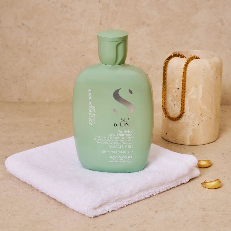 Alfaparf Milano Semi Di Lino Scalp Rebalance nežni čistilni šampon proti prhljaju 250 ml