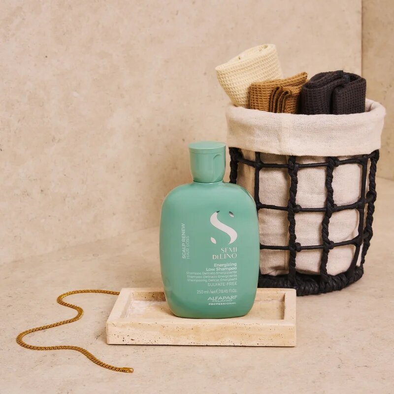Alfaparf Milano Semi Di Lino Scalp Renew energijski šampon za tanke redke in krhke lase 250 ml