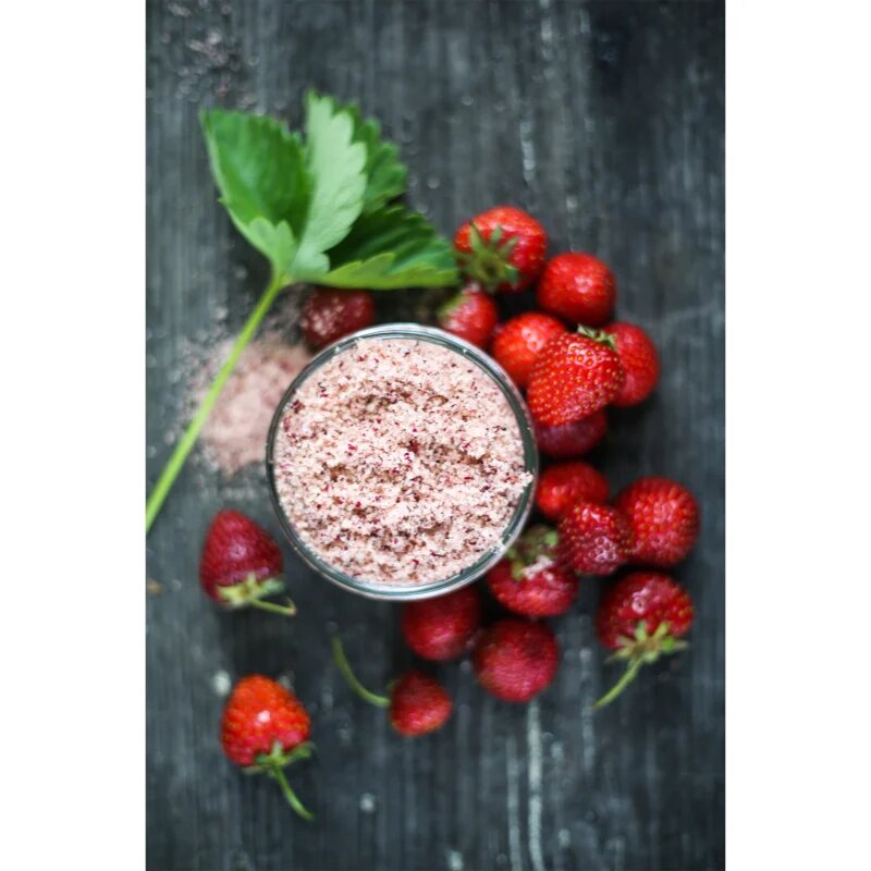 Almara Soap Body Scrub sladkorni piling za telo proti celulitu z vonjem Strawberry Cream 180 g