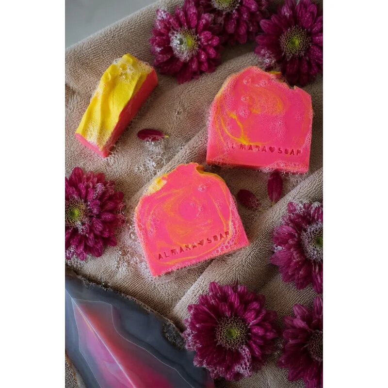 Almara Soap Fancy Pink Paradise ročno izdelano milo 100 g