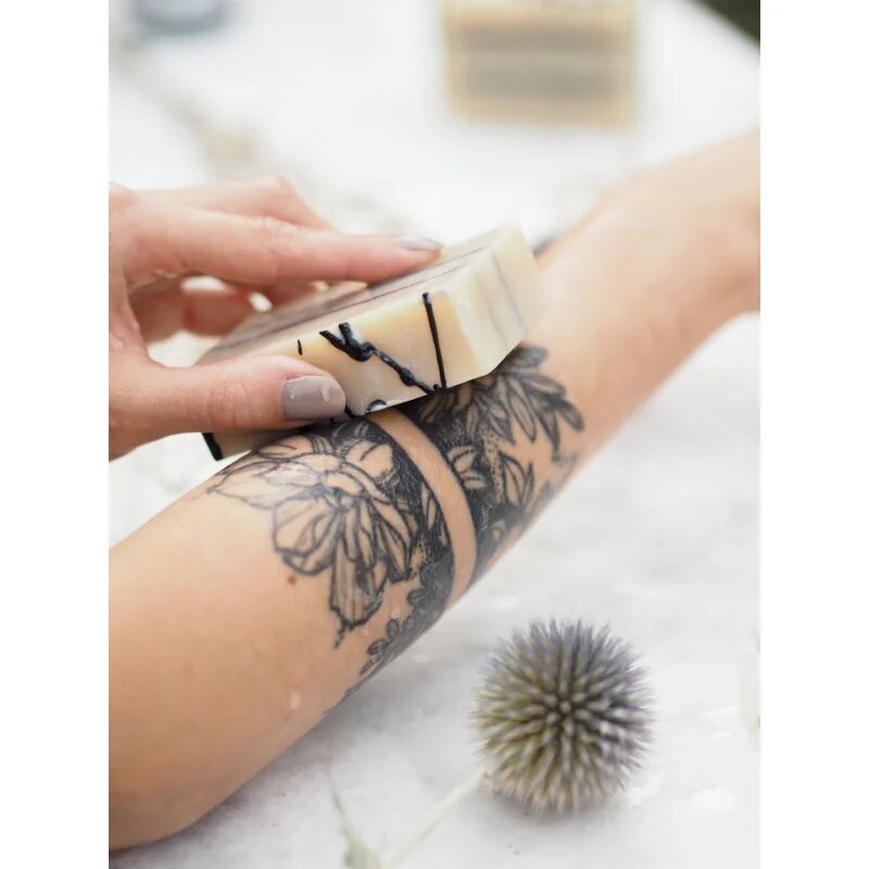 Almara Soap Natural After Tattoo naravno milo s pomirjajočim učinkom 90 g