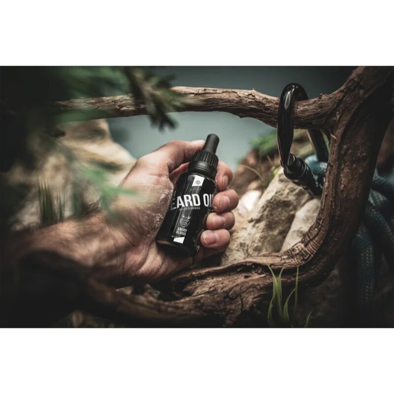 Angry Beards Chrisss Traveller Beard Oil 2.0 olje za brado 30 ml