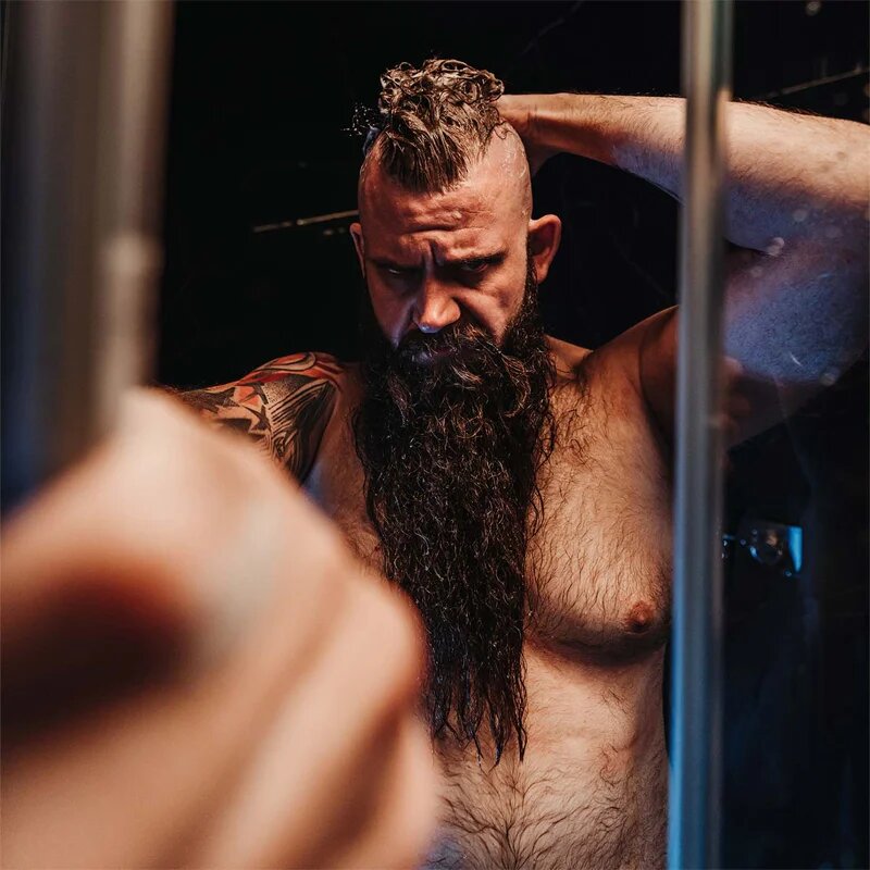 Angry Beards Urban Twofinger Shampoo osvežilni šampon za lase in brado 230 ml