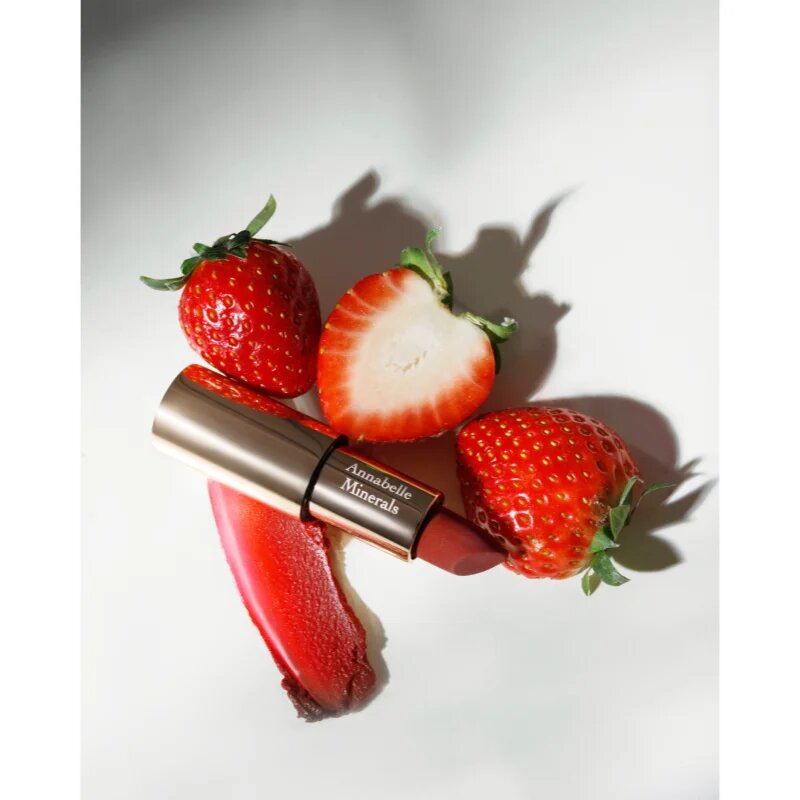 Annabelle Minerals Sheer Lipstick vlažilna sijoča šminka odtenek Strawberry 35 g