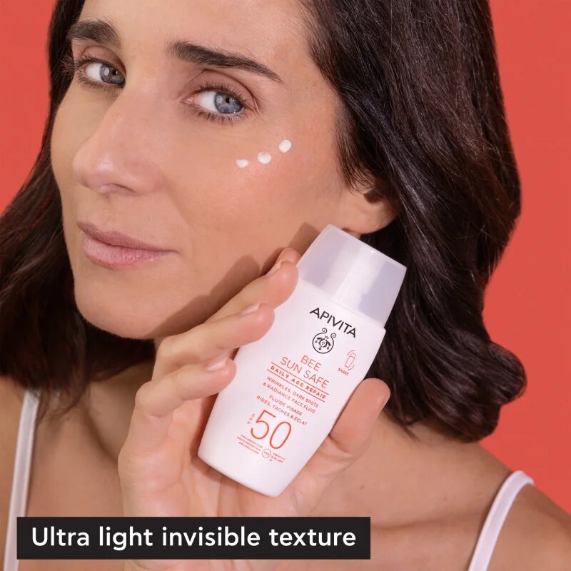 Apivita Bee Sun Safe Daily Age Repair Fluid SPF50 zaščitni fluid proti gubam SPF 50 50 ml
