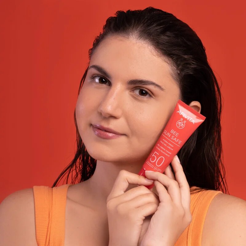 Apivita Bee Sun Safe Hydra Fresh Face Gel-Cream SPF50 vlažilna gel krema SPF 50 50 ml