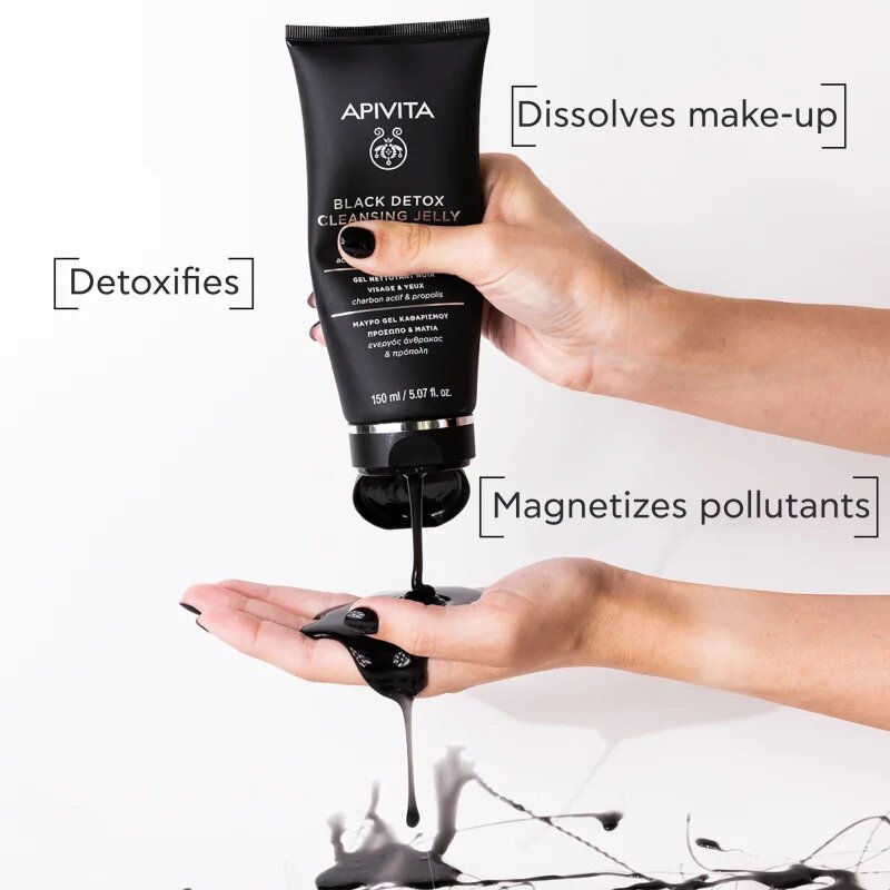 Apivita Cleansing Black Detox Cleansing Gel čistilni gel z aktivnim ogljem za obraz in oči 150 ml