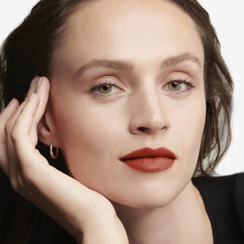 Armani Lip Maestro Satin mat vlažilna tekoča šminka odtenek 04 Live Concert 6.5 ml