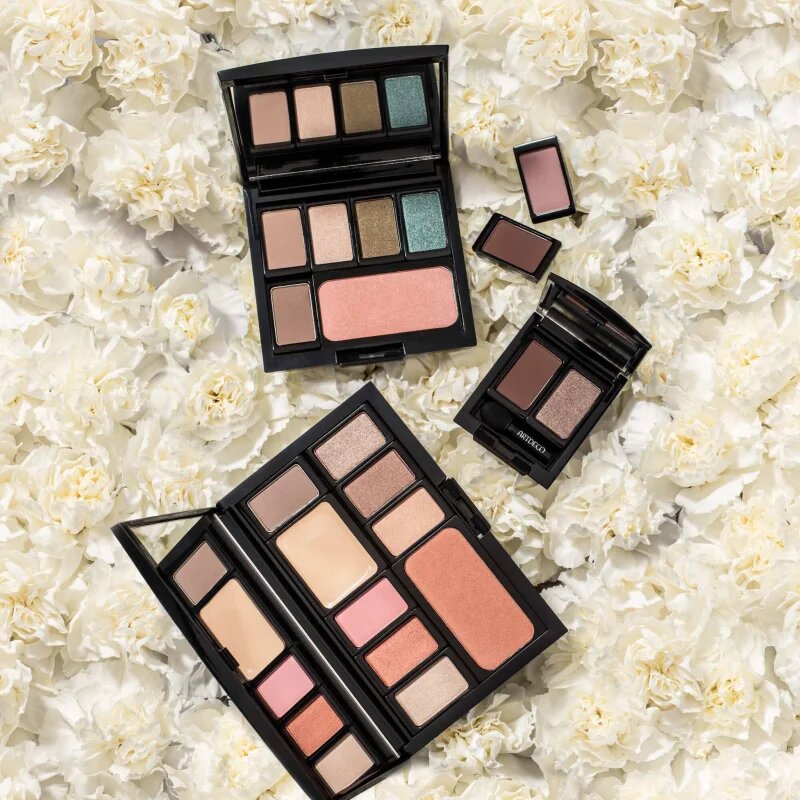 Artdeco Beauty Box Magnum magnetna kaseta za senčila za oči lica in kamuflažna krema 5120 1 kos