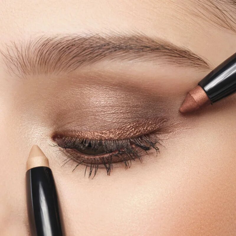 Artdeco High Performance senčila za oči v svičniku odtenek 21 Shimmering Cinnamon 14 g