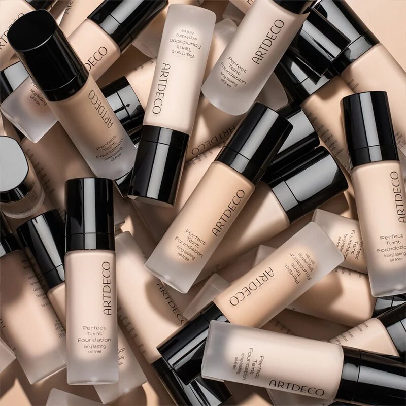 Artdeco Perfect Teint Foundation dolgoobstojen tekoči puder brez olja odtenek 35 Natural 20 ml